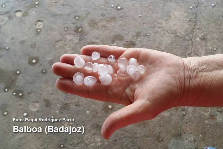 Tarde de fuertes tormentas y granizo en Extremadura