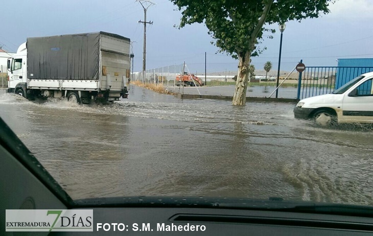 Vecinos: &quot;Lo ocurrido ayer en Villanueva parecía un huracán&quot;