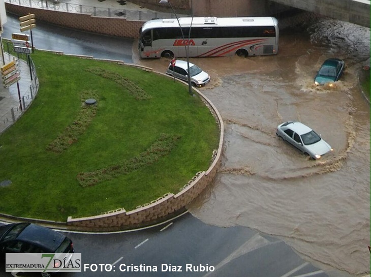 Vecinos: &quot;Lo ocurrido ayer en Villanueva parecía un huracán&quot;