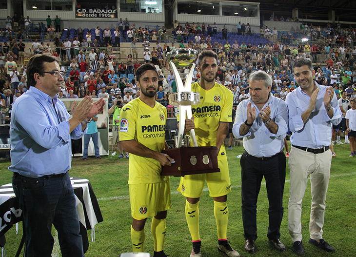 El Villarreal se lleva el recuperado Trofeo Ibérico