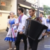 GALERÍA I - Las agrupaciones del Festival Folklórico realizan el tradicional desfile por las calles de Badajoz