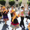 GALERÍA II - Las agrupaciones del Festival Folklórico realizan el tradicional desfile por las calles de Badajoz