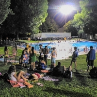 La 'Noche Abierta' congrega a jóvenes y mayores en Ribera del Fresno