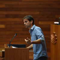 Podemos critica el “clientelismo socialista”