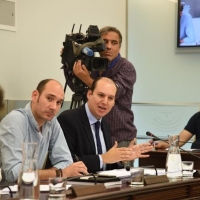 Carrón: "La Junta cumple lo pactado con el PP"