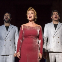 La Décima Musa levanta el telón del Teatro Romano