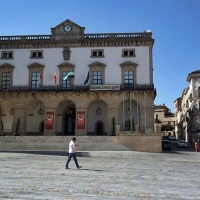 El IMAS aprueba tres contratos para la inserción laboral de personas con discapacidad