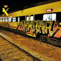 Cuatro jóvenes sorprendidos cuando realizaban pintadas en vagones de tren