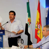 PP: "Vara hace el ridículo con sus contradicciones sobre la investidura"