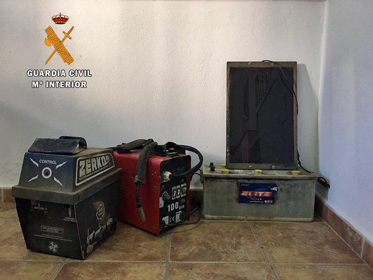 Varios detenidos por robar en explotaciones ganaderas de la región