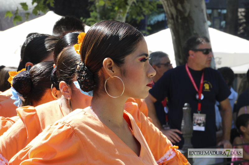 Las agrupaciones del Festival Folklórico muestran sus danzas en San Francisco