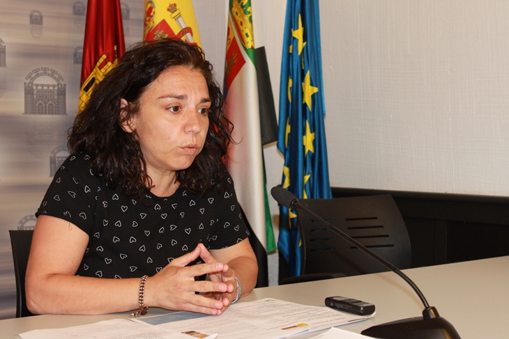 El ayuntamiento de Mérida concede 342 ayudas para material escolar