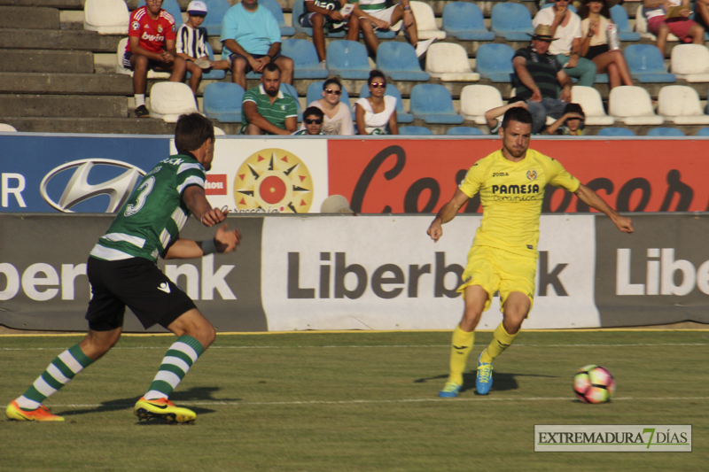 Imágenes del Villarreal - Sporting de Portugal en el Trofeo Ibérico I