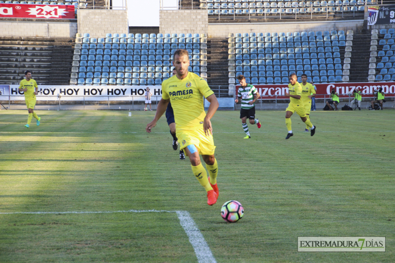 Imágenes del Villarreal - Sporting de Portugal en el Trofeo Ibérico I