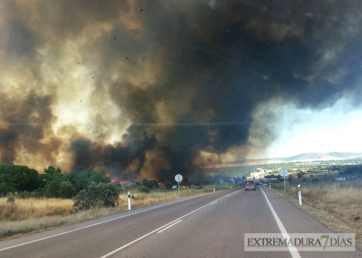 El Infoex desactiva el nivel 1 en el incendio de Cáceres