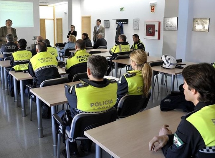 17 policías locales de Mérida recibirán la Medalla a la permanencia