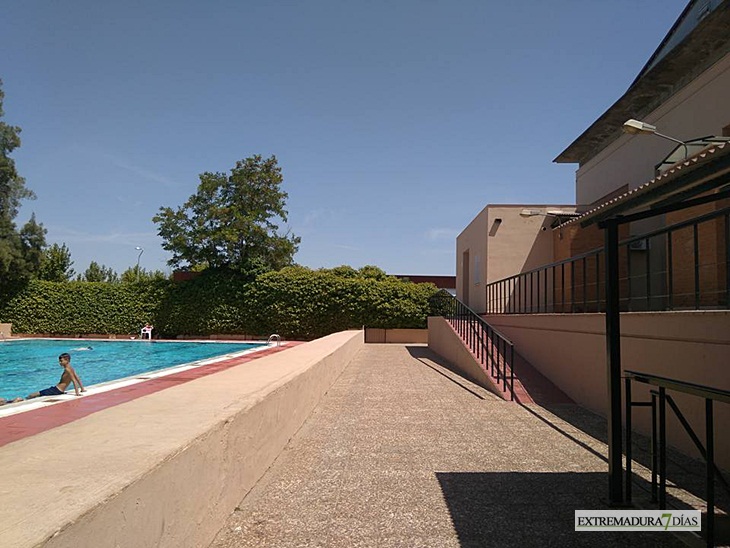 El PP pide a Osuna que “cuente la verdad” sobre la piscina de la Argentina