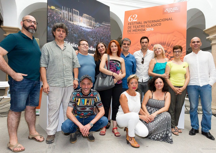 Ocho actores extremeños te invitan a la carcajada con ‘Los Pelópidas’