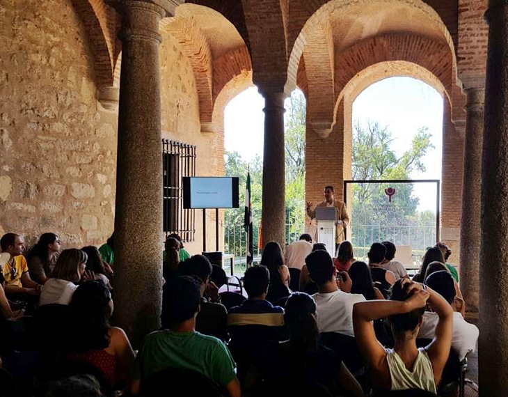 Jóvenes de cuatro países participan en Yuste en una jornada sobre liderazgo social