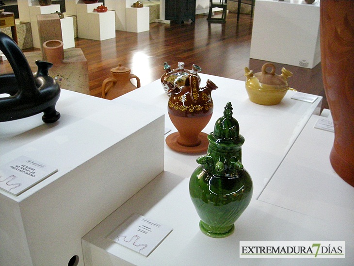 La Asamblea acoge la exposición ‘Gastroartesanías’