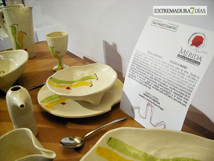La Asamblea acoge la exposición ‘Gastroartesanías’