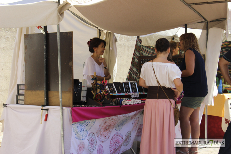 Un Alburquerque de época se engalana para el Festival Medieval