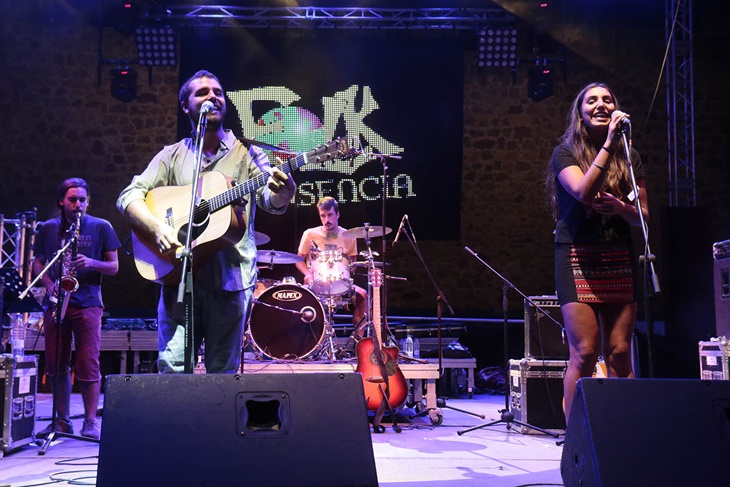 8.000 personas pasaron por el Festival Folk de Plasencia