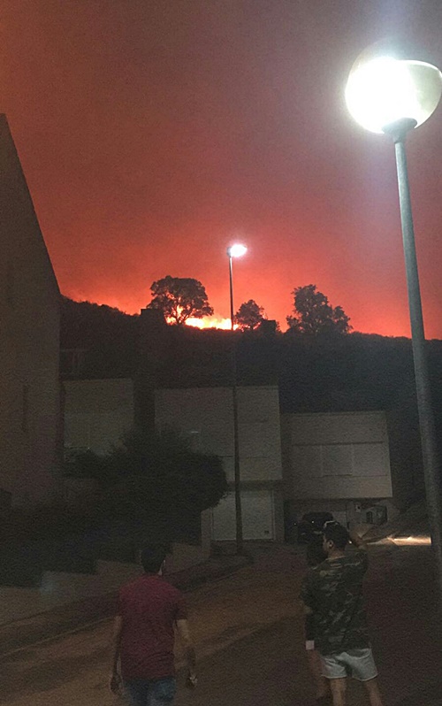 Imágenes y vídeo del incendio en Navalmoral de la Mata (Cáceres)