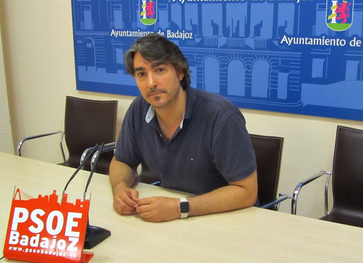 PSOE-Badajoz: “Fragoso debería saber frenar la huelga de Limpieza”
