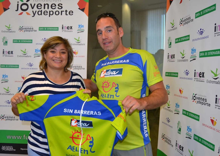 Bellorín asiste a la  presentación del equipo ‘AELEM Sin Barreras’