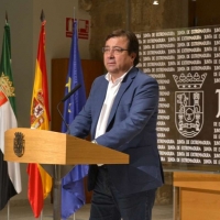 Vara reclama diálogo a Sánchez y a Rajoy