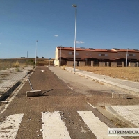 Vecinos de La Calzada (Mérida) denuncian el &quot;lamentable&quot; estado del barrio