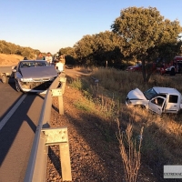 Un atrapado en un accidente en San Isidro (Badajoz)