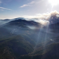 Arde la parte alta de la Garganta de los Infiernos