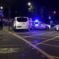 Un muerto y varios heridos en un ataque con un cuchillo en el centro de Londres
