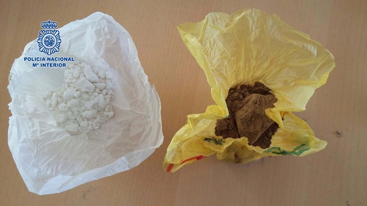 Detienen a un joven cuando iba a realizar una “pase” de más de  40 gramos de droga