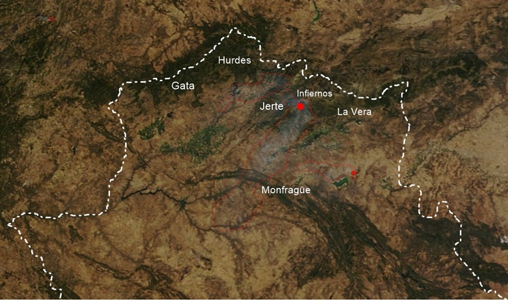 Así se ve el humo del incendio en el Jerte vía satélite