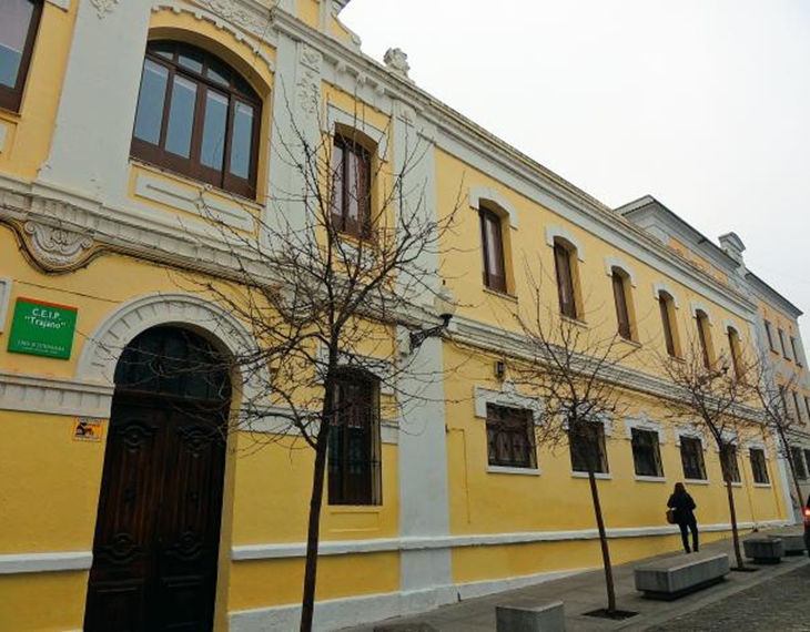 &#39;Mérida AD social&#39; continúa con la visita al Colegio Trajano