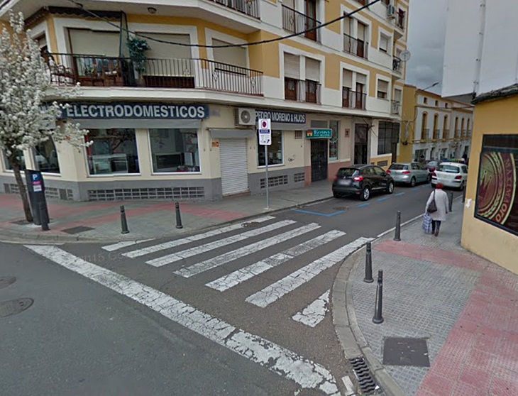 Atropellan a una anciana en la calle Vespasiano de Mérida