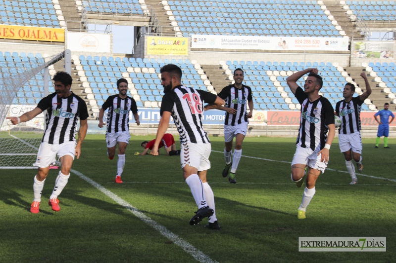 Imágenes del CD Badajoz 4 - 1 Calamonte