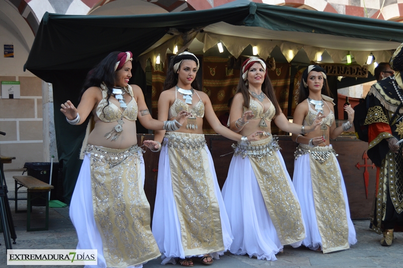 Tradición y cultura presentes en la inauguración de Almossassa 2016