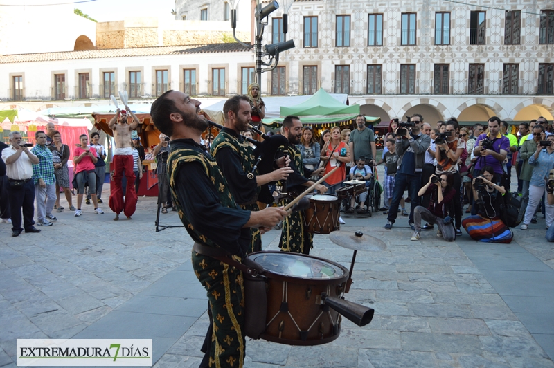 Tradición y cultura presentes en la inauguración de Almossassa 2016