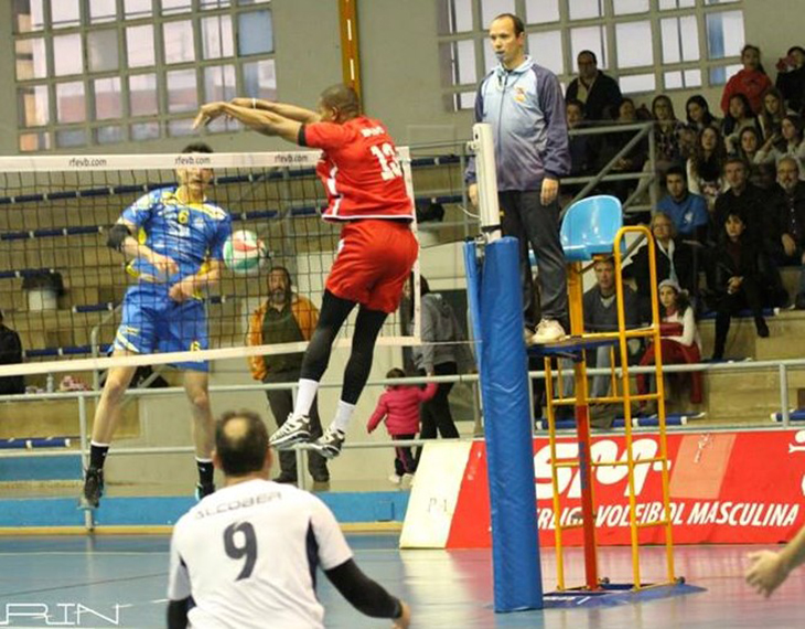 El Electrocash Cáceres ficha veteranía