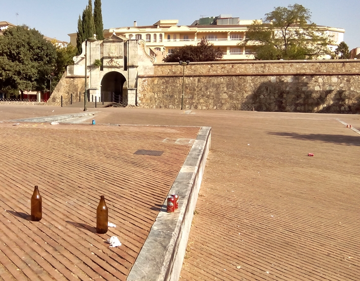 La Cívica considera "insostenible" la situación en Puerta Pilar