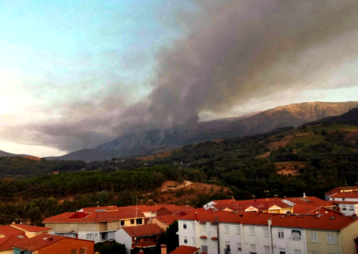 Nuevo incendio próximo a Garganta de los Infiernos