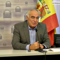 Acedo: “Las largas vacaciones de Osuna provocan una paralización en Mérida”