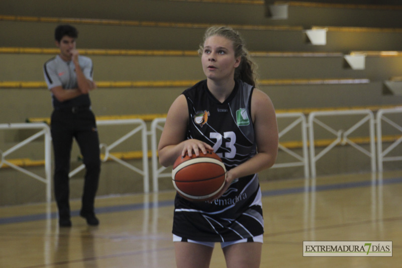 Imágenes del partido de presentación del Baloncesto Batalayws