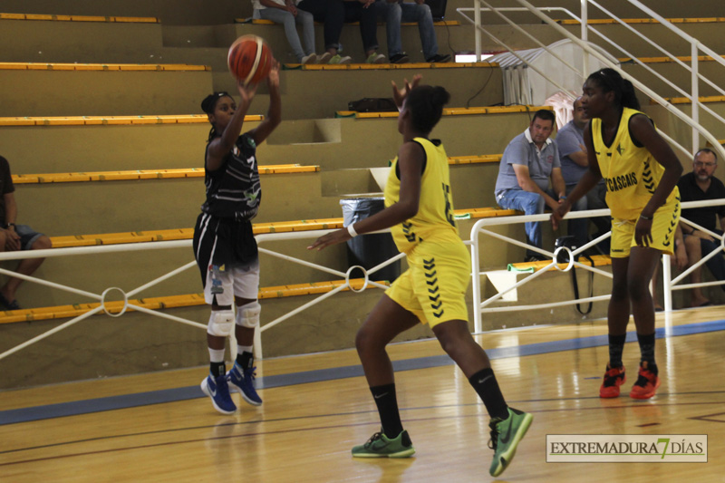 Imágenes del partido de presentación del Baloncesto Batalayws