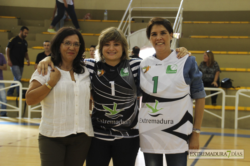 Imágenes del partido de presentación del Baloncesto Batalayws