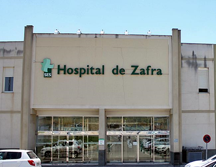 Una joven herida al caer de una moto en Zafra